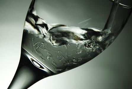 clear wine glass thumbnail