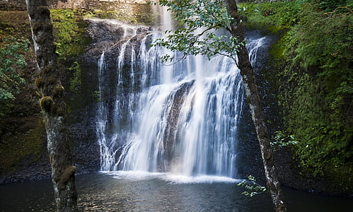 waterfalls at daytime thumbnail