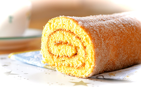 closeup photo of rolled bread thumbnail