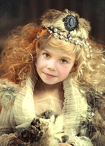 girl wearing headdress and dress artwork thumbnail