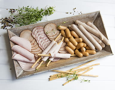 variety of raw dishes thumbnail