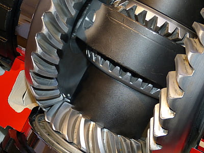black and gray vehicle axle thumbnail