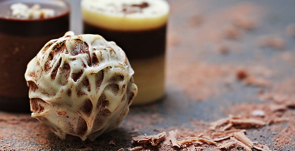 close up photography of chocolate coated pastry thumbnail