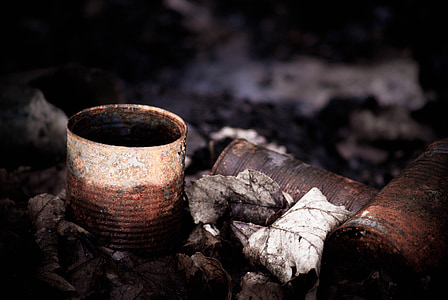 rusted tin cans selective focal photo thumbnail