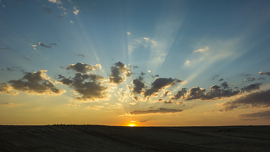 landscape photo of sunset thumbnail