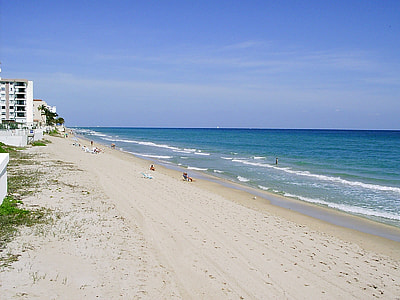 Beach landscape at South Palm Beach, Florida thumbnail