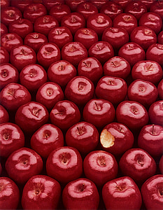 red apple lot thumbnail