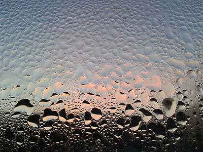 close-up photography of body of water thumbnail
