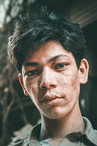 man's face thumbnail