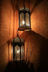 Black and Brown Lamp thumbnail
