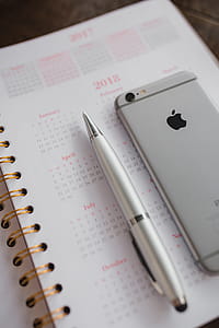 Pink calendar thumbnail