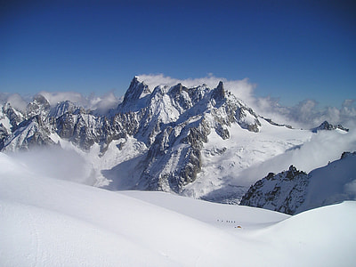 white snowy mountains thumbnail
