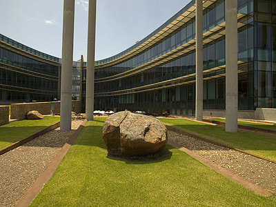 Star Field Stainless benches at federal building in Oklahoma City, Oklahoma thumbnail
