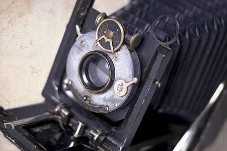 close-up photography of vintage black camera thumbnail