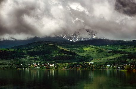 Clouds over the lake and mountains in Colorado thumbnail