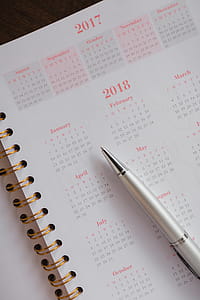 Pink calendar thumbnail