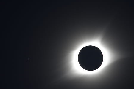 lunar eclipse thumbnail