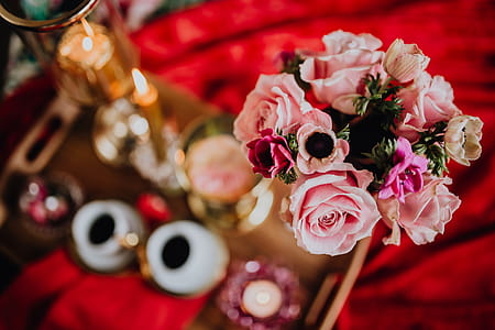 Romantic Valentine’s Day bouquets thumbnail