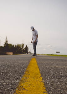 summer, road, standing in the road, yellow line thumbnail