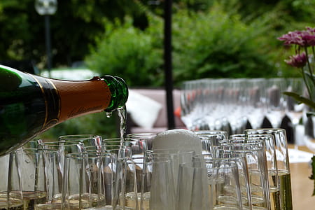 clear drinking glasses thumbnail