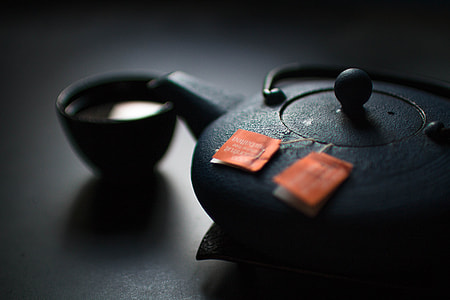 black ceramic teapot thumbnail