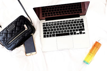 Black and White Laptop Computer thumbnail