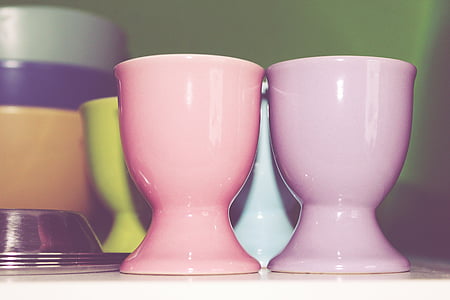 closeup photo of two pink ceramic cups thumbnail