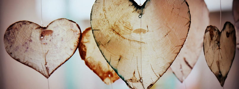 heart-shape wood slab hanging decor thumbnail