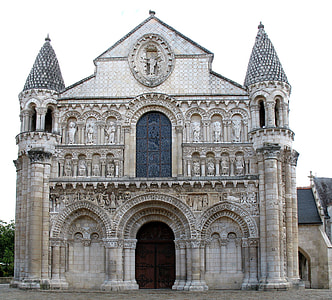 Church of Notre-Dame la Grande in Poitiers, France thumbnail