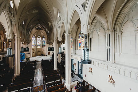 white concrete cathedral thumbnail