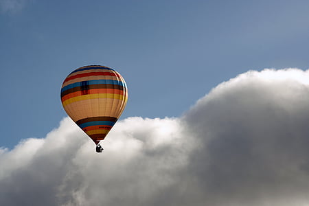 air balloon near clouds thumbnail