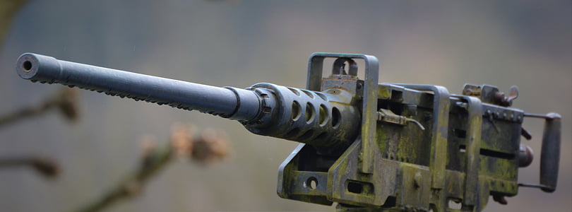 black sub machine gun thumbnail