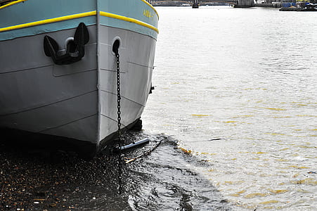 landscape, water, boats, port thumbnail