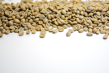 closeup photo of bunch of peanuts thumbnail