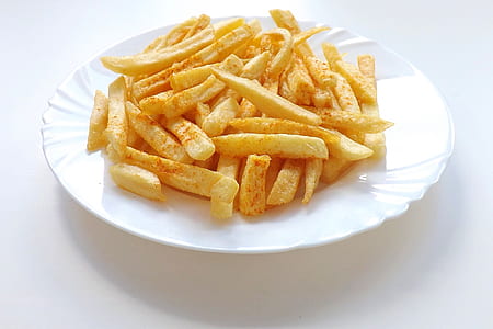 potato fries on plate thumbnail