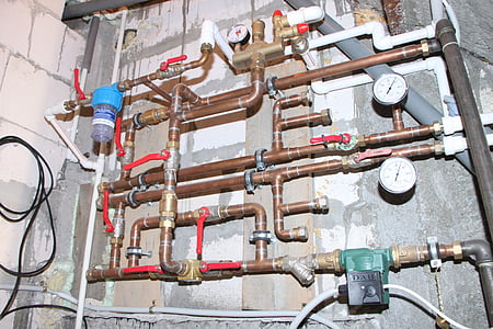 copper pipe on wall thumbnail
