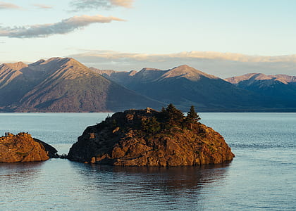 high angle photo of island thumbnail