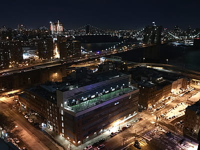 city skyline at night thumbnail
