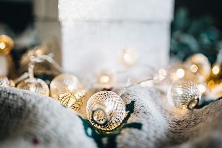 Modern Christmas Decor thumbnail