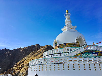 white concrete temple thumbnail
