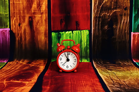 red 2-bell alarm clock thumbnail