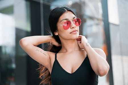 Stylish Woman Wearing Sunglasses Photo thumbnail