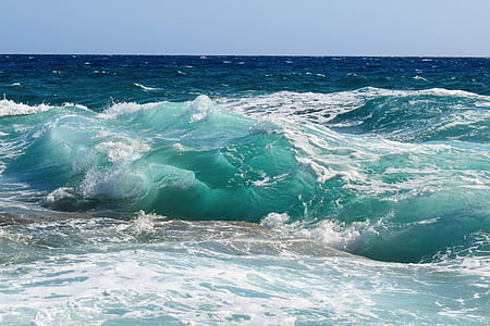 sea waves during daytime thumbnail