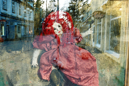 Abstract doll thumbnail