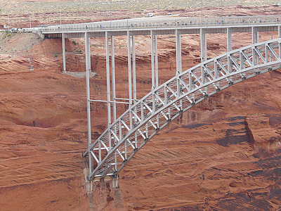 Glen Canyon Bridge, Glen Canyon thumbnail