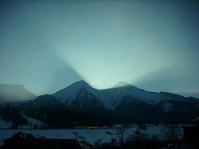 Mountains, Light thumbnail