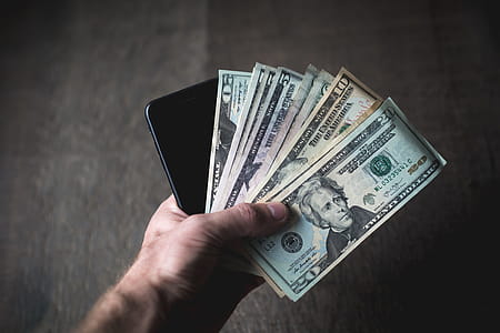 Cash Smartphone Photo thumbnail