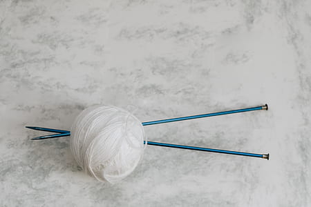 white yarn ball thumbnail