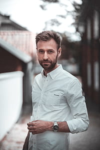 man wearing white dress shirt thumbnail