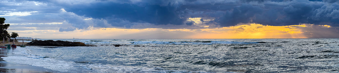 panoramic photo of open sea thumbnail